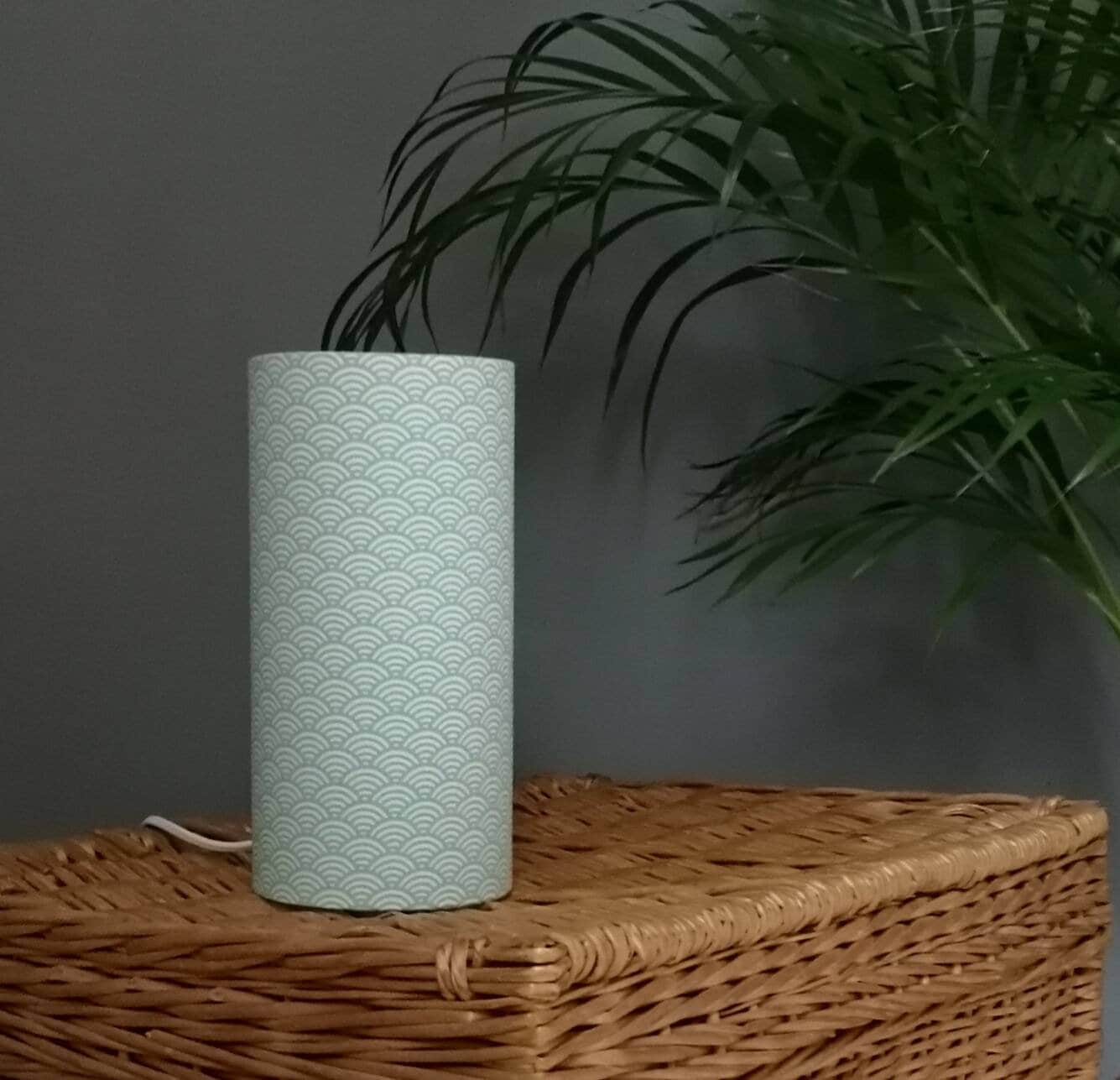 Lampe à poser Tube tissu imprimé Vagues Jaune rouge vert pastel bleu marine gris anthracite Inspiration japonaise