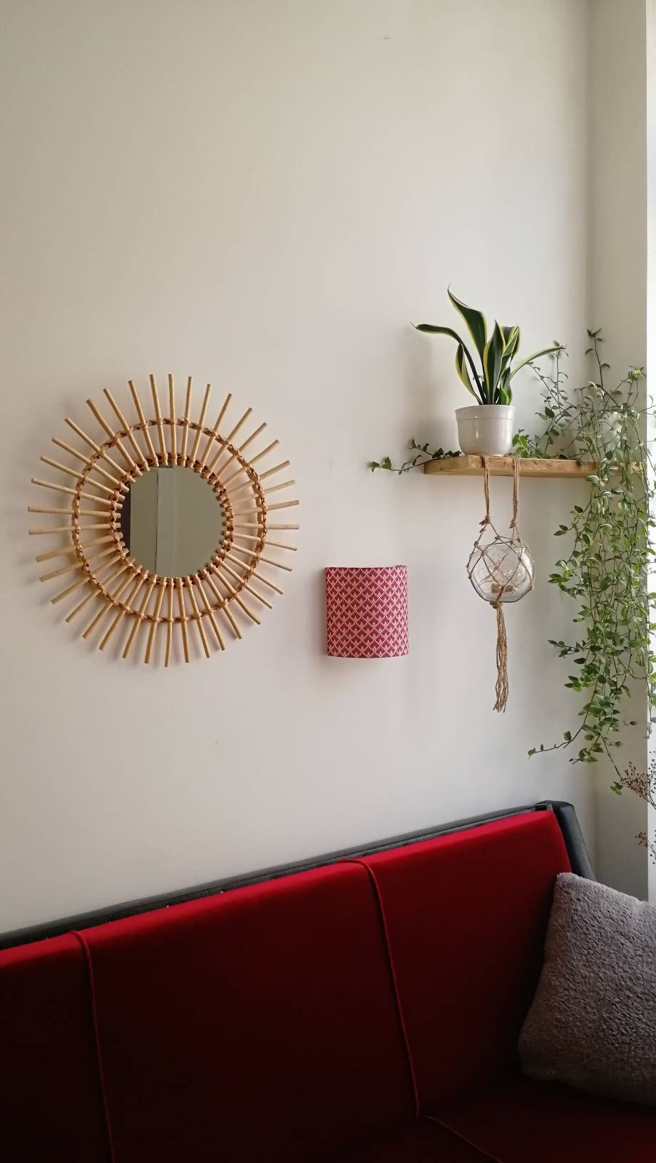 Applique murale demi-cercle design tissu imprimé Art Déco Écailles Rouge Jaune moutarde vert kaki bleu ciel bleu marine Noir