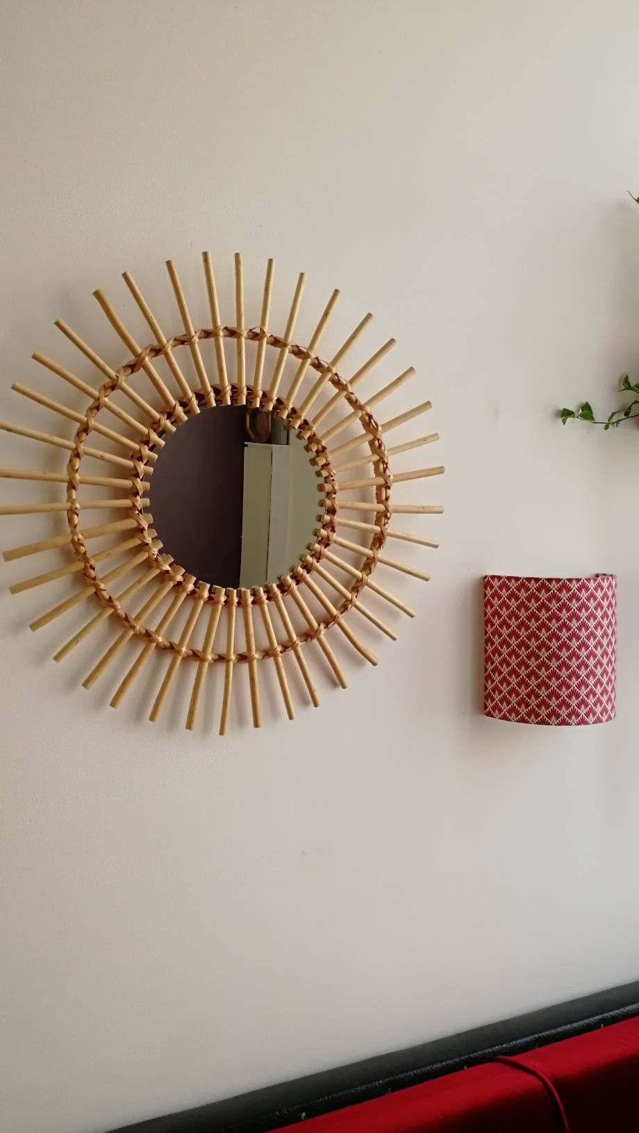 Applique murale demi-cercle design tissu imprimé Art Déco Écailles Rouge Jaune moutarde vert kaki bleu ciel bleu marine Noir