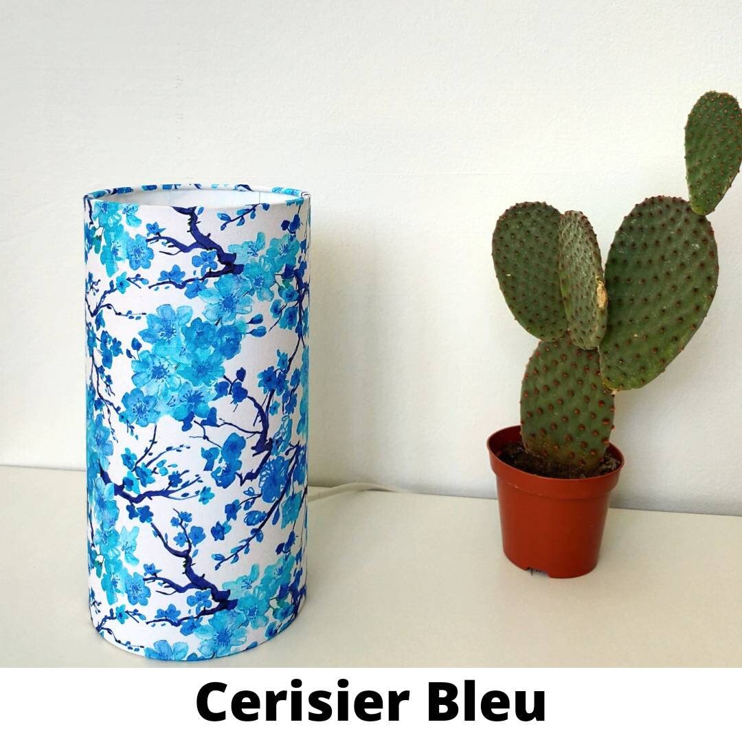 Lampe à poser Tube de chevet tissu imprimé cerisier en fleurs rose ou bleu, cerisier du Japon ciel bleu