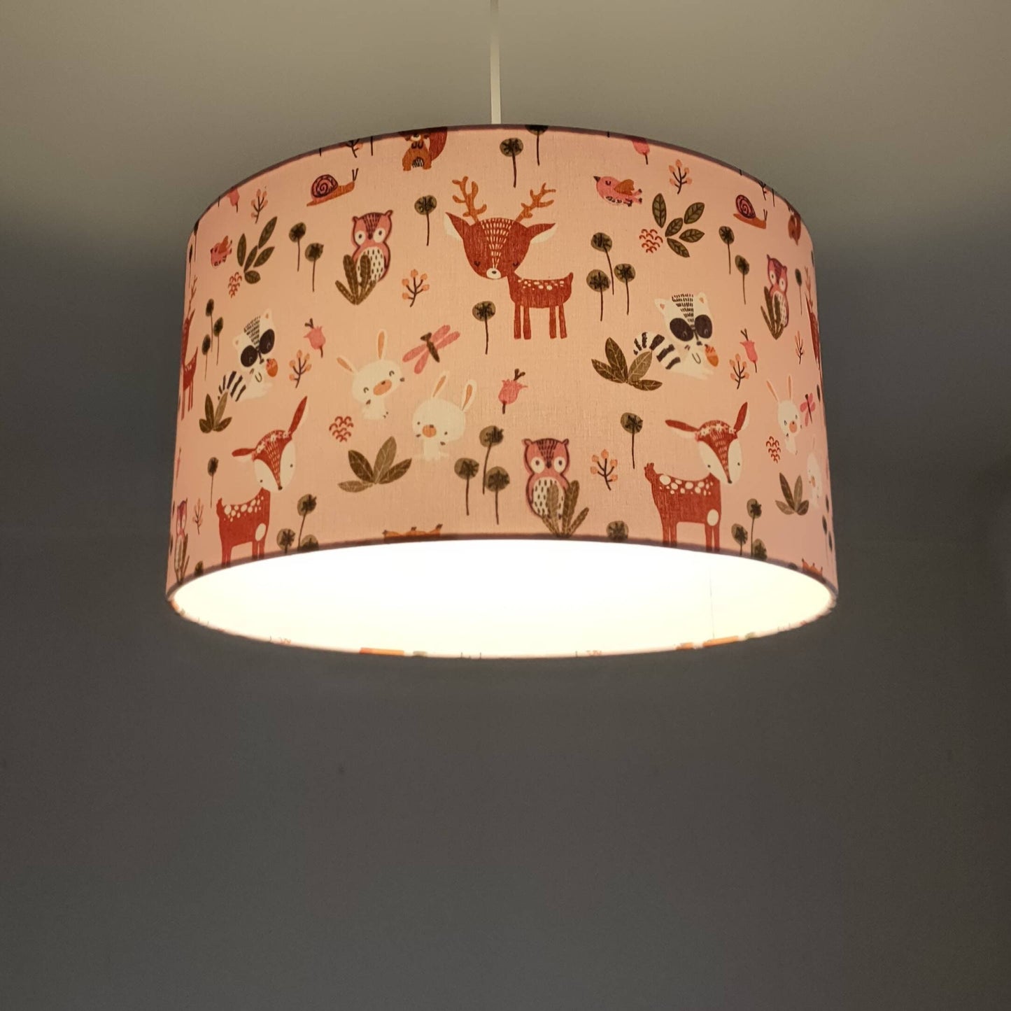 Suspension Animaux de la forêt rose rond tissu imprimé bébé / enfants pour chambre