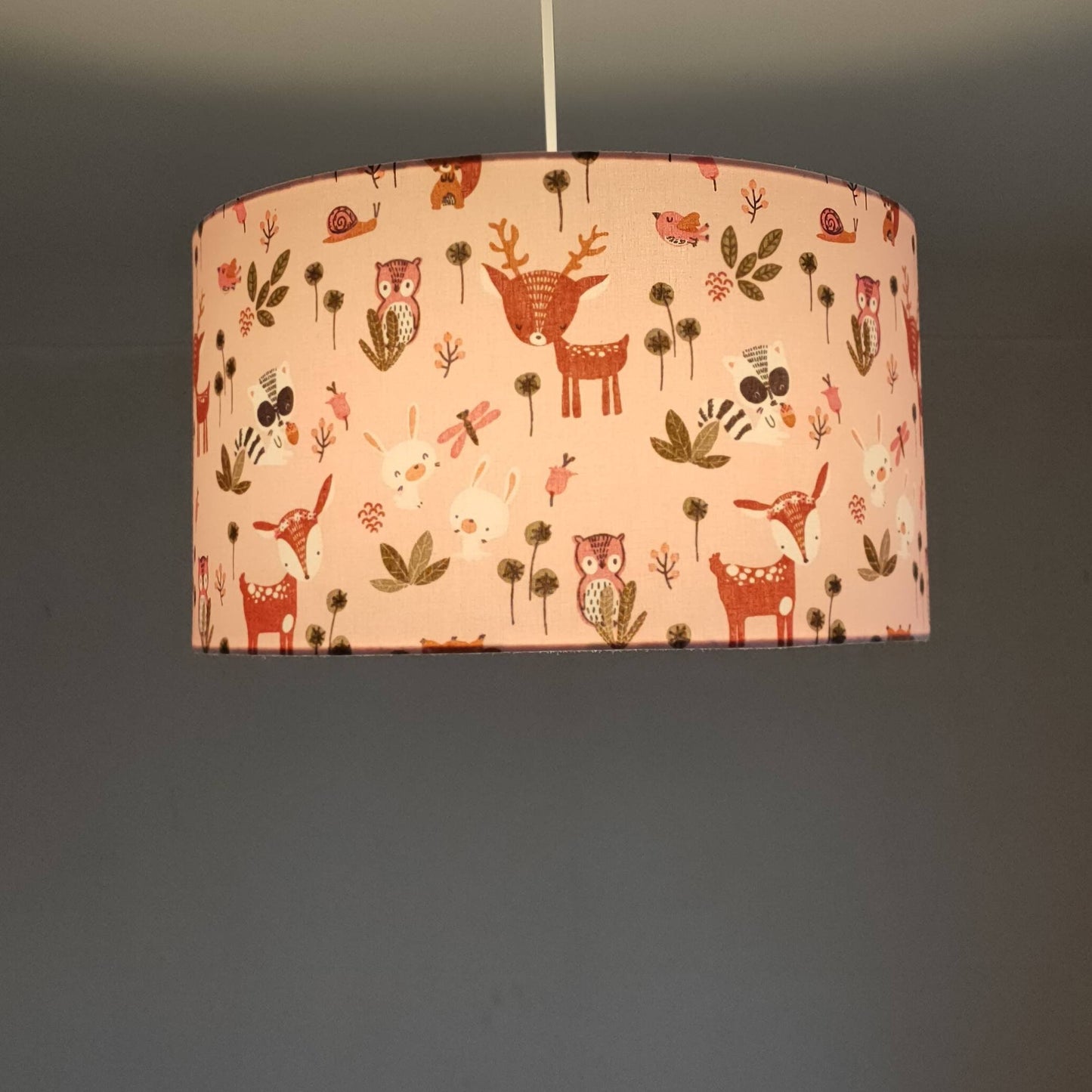 Suspension Animaux de la forêt rose rond tissu imprimé bébé / enfants pour chambre