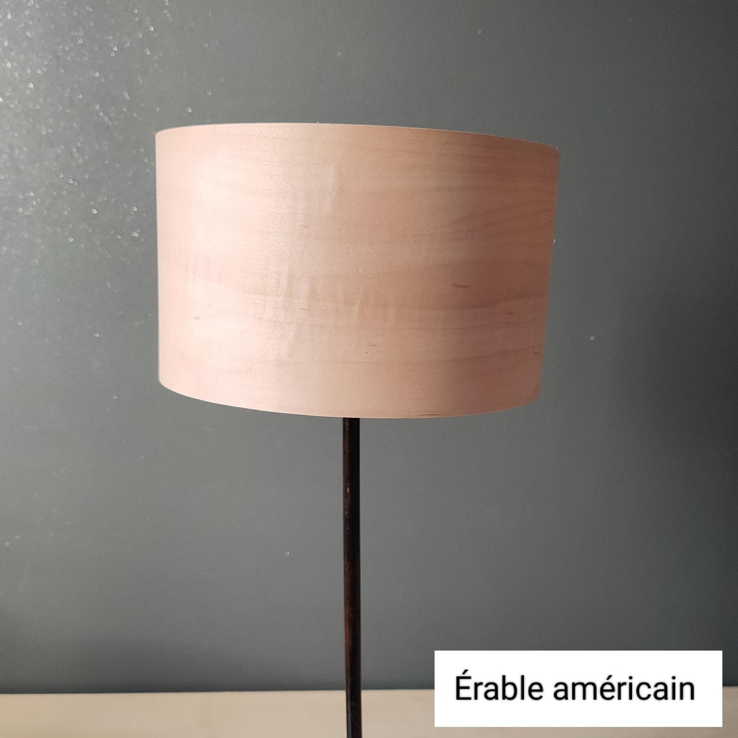 Abat-jour rond en bois de tilleul pour suspension ou pied de lampe / lampadaire