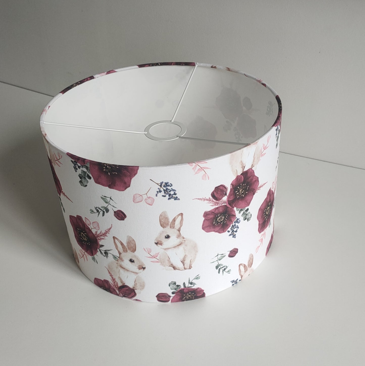 Suspension Lapins et Pivoines