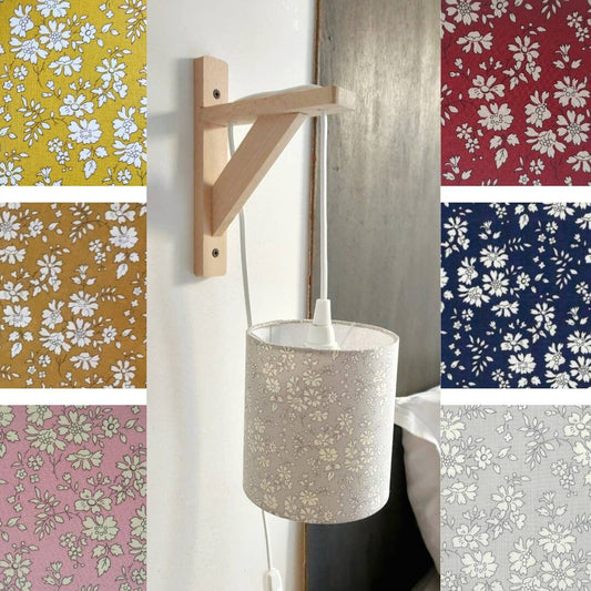 Applique murale équerre en bois de hêtre et abat-jour tissu imprimé liberty London Capel Jaune rose rouge bleu marine gris